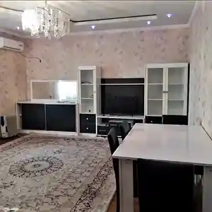 2-комн. квартира, 5 этаж, 80м², 82 мкр