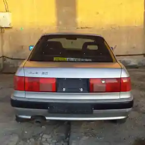 Audi 80, 1993