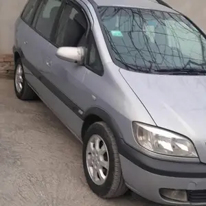 Opel Zafira, 2003