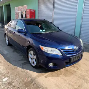 Toyota Camry, 2011