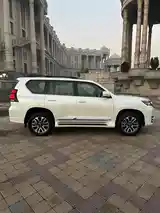 Toyota Land Cruiser Prado, 2024-13