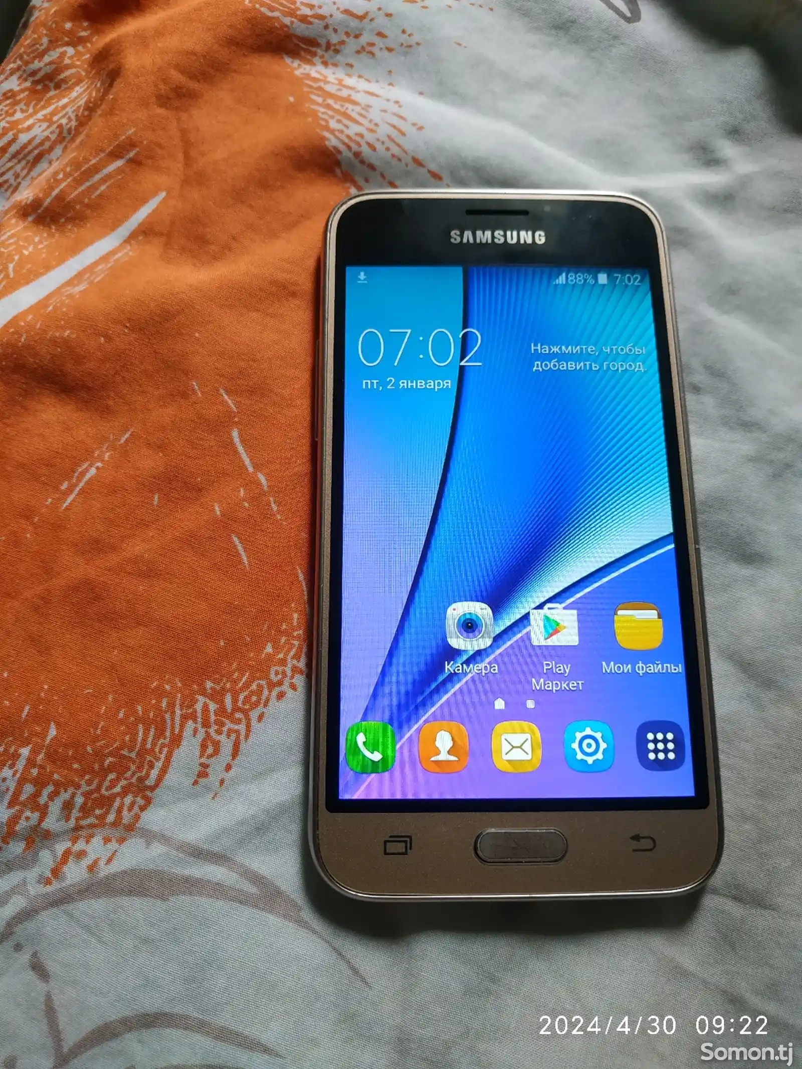 Samsung Galaxy j1-6
