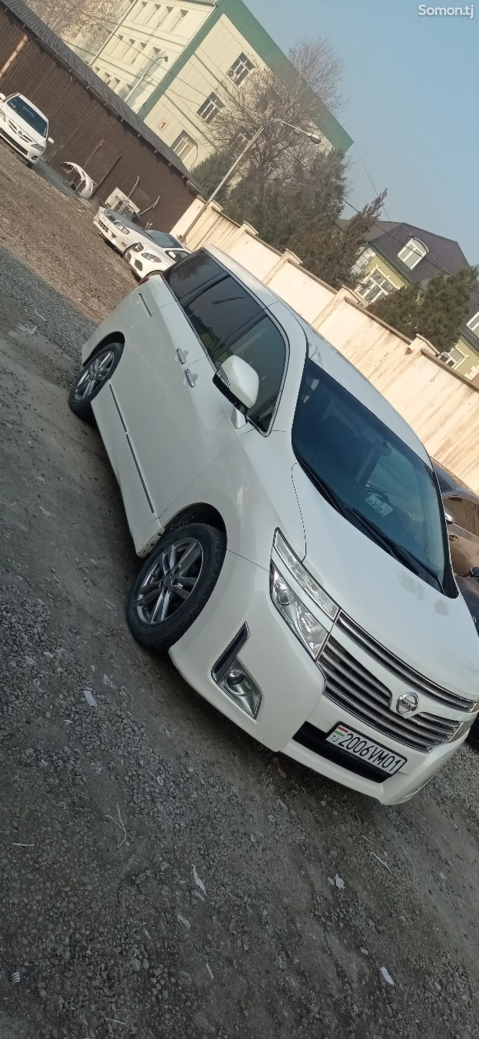 Nissan Elgrand, 2014-1