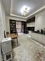 2-комн. квартира, 10 этаж, 88м², Гранд отель, Дом Пули Сангин, ОВИР, Центр-12