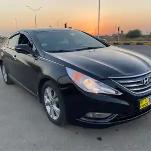 Hyundai Sonata, 2012