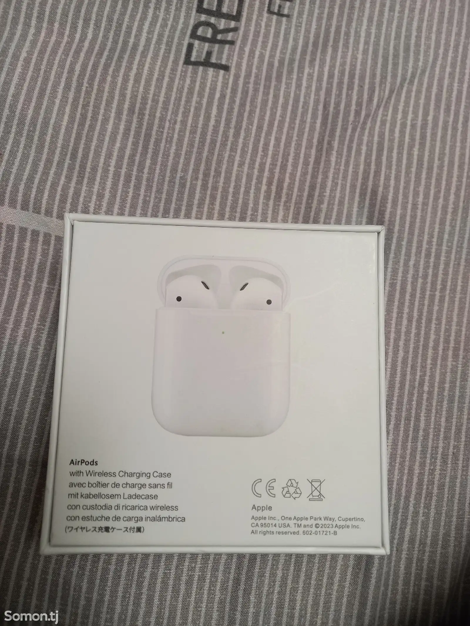 Беспроводные наушники AirPods-1