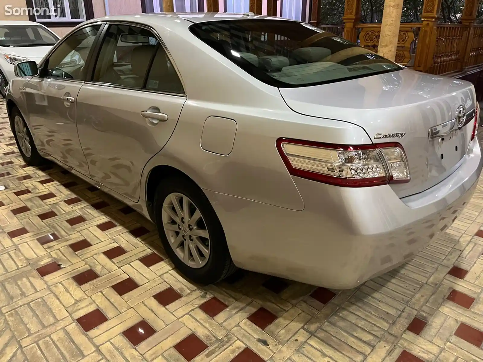 Toyota Camry, 2010-8