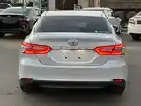 Toyota Camry, 2018-9