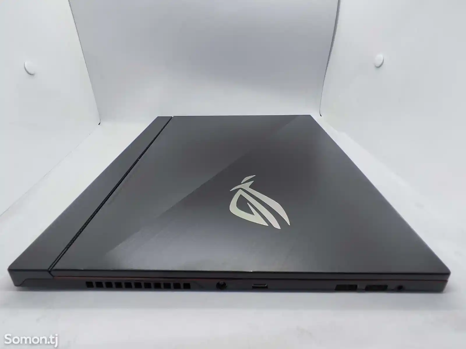 Игровой ноутбук Asus Zephyrus core i7-9750H/16G DDR4/8GB RTX2070/512G SSD/144GHz-2