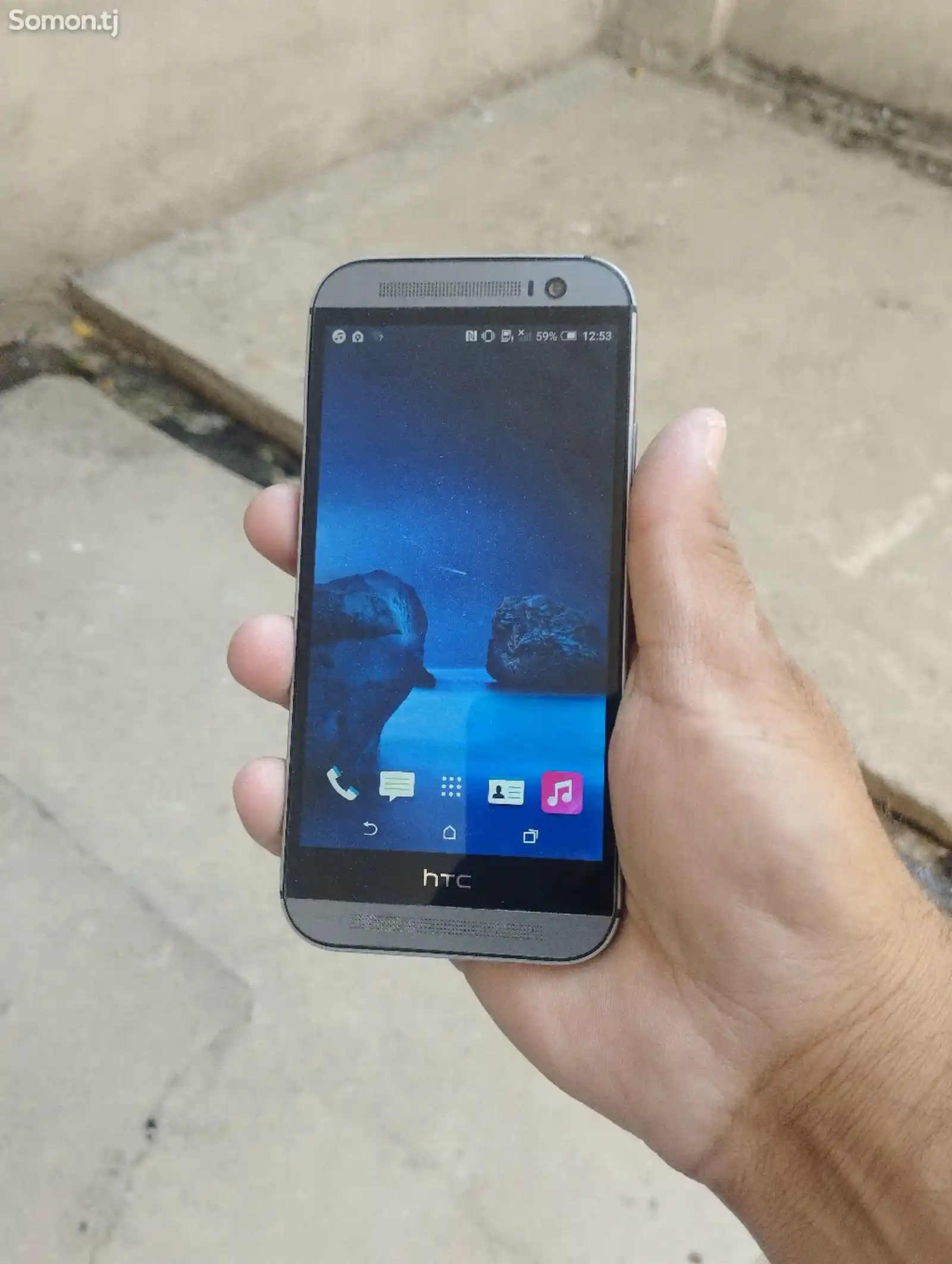 Телефон HTC-2