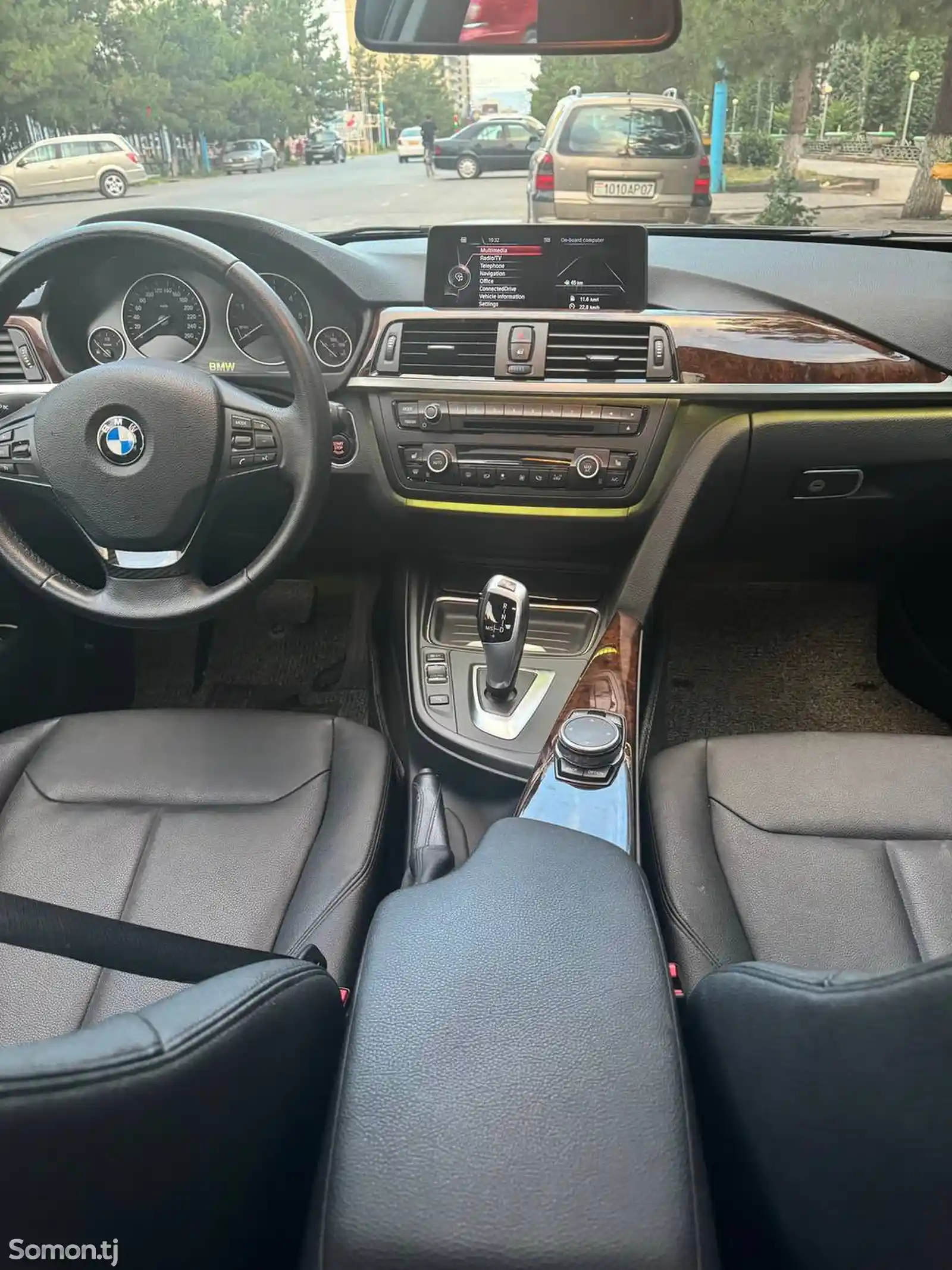BMW 3 Series (F30), 2015-5