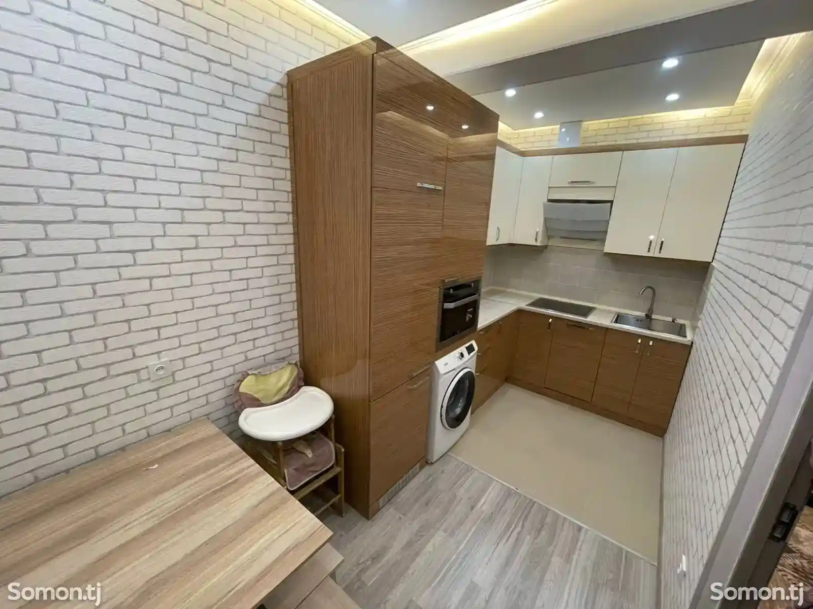 2-комн. квартира, 4 этаж, 65м², 92  мкр-5