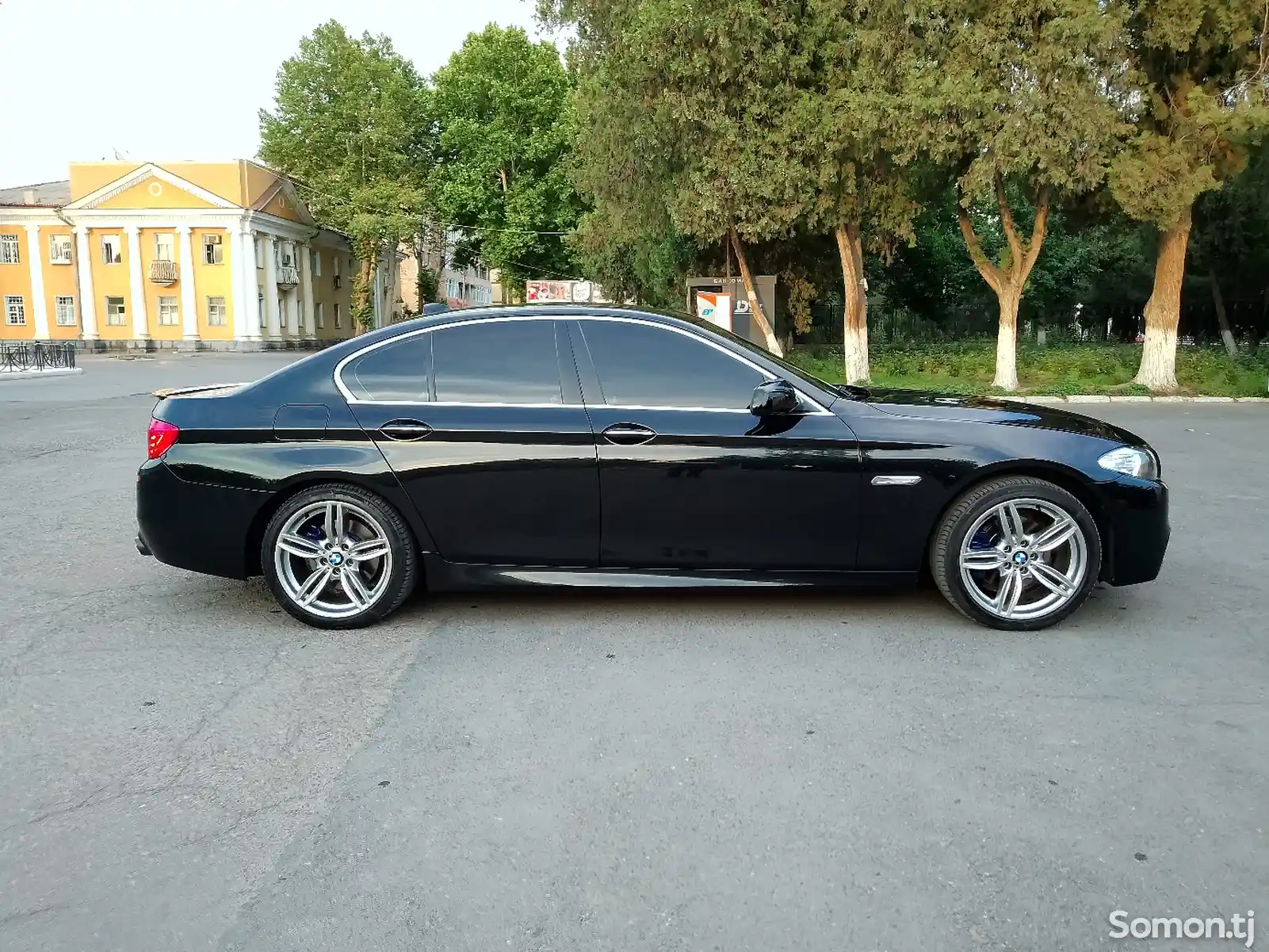 BMW 5 series, 2011-8