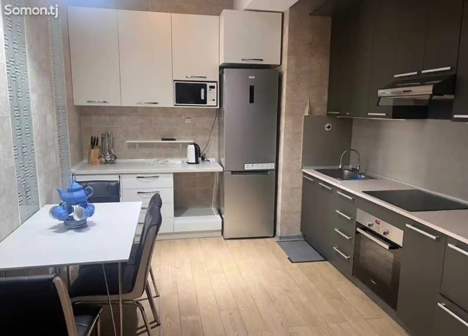 3-комн. квартира, 11 этаж, 110м², Сомони-7