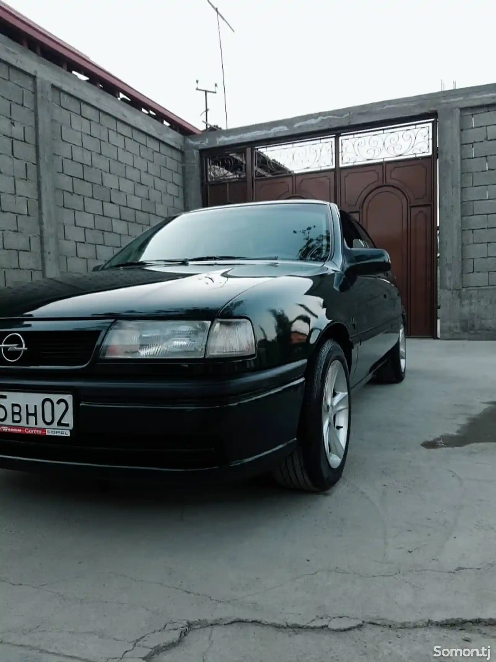 Opel Vectra A, 1995-6