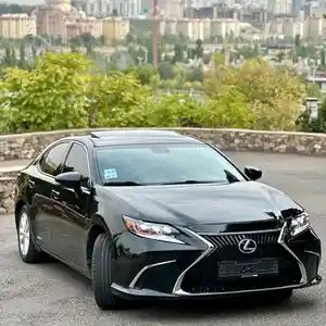 Lexus ES series, 2015