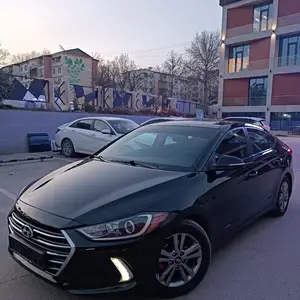 Hyundai Elantra, 2017