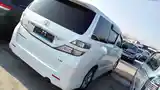 Toyota Vellfire, 2014-10