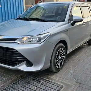 Toyota Fielder, 2015