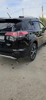 Toyota RAV 4, 2017-4