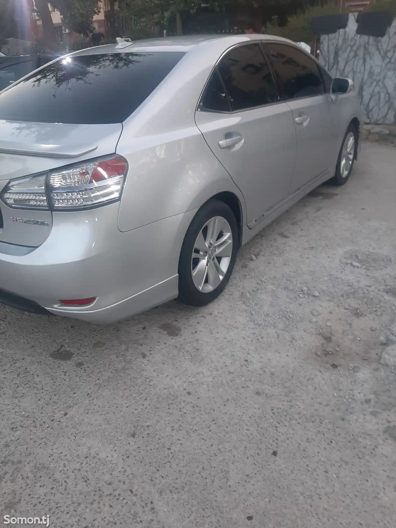 Lexus HS series, 2010-3