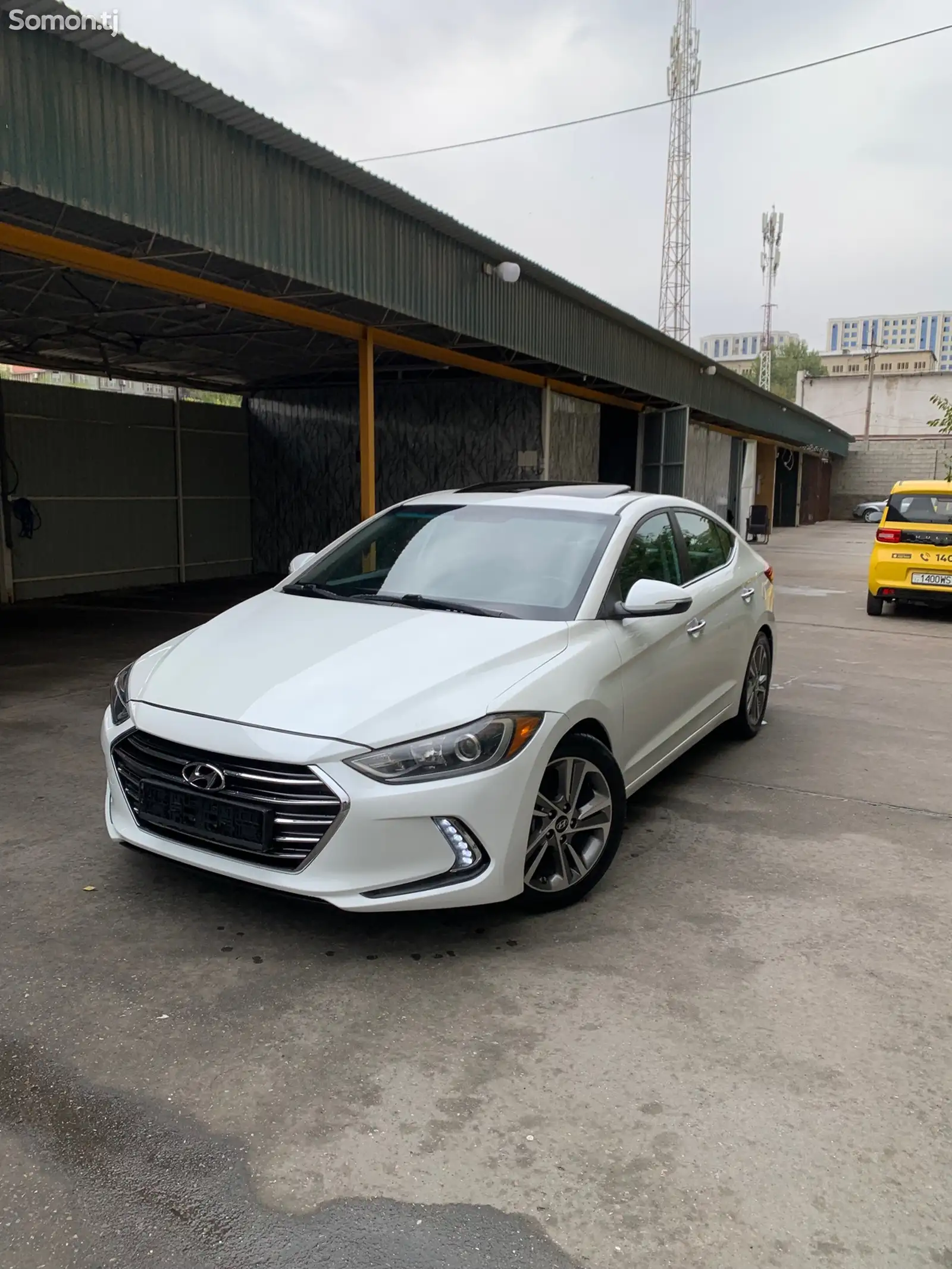 Hyundai Elantra, 2017-1