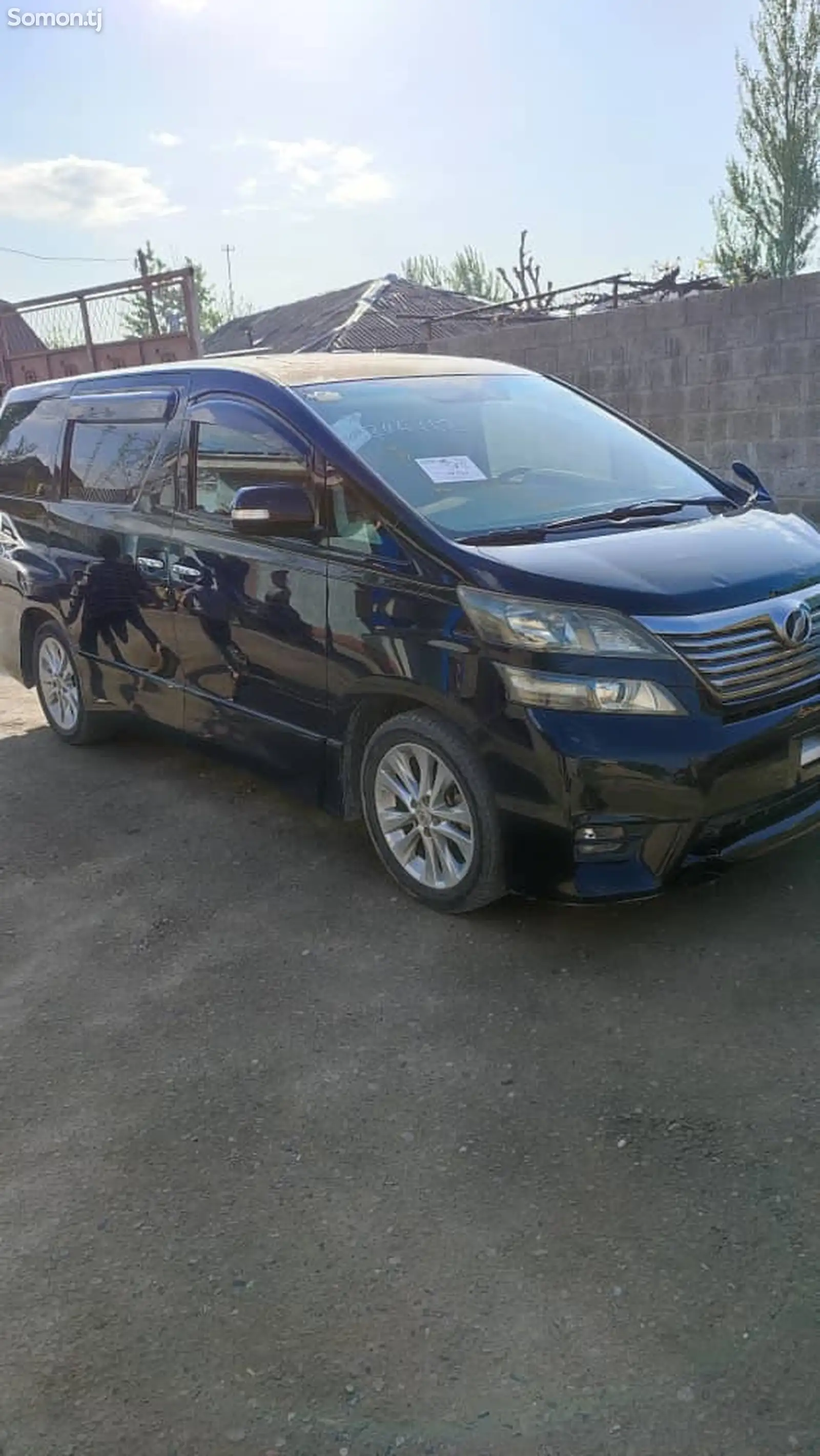 Toyota Vellfire, 2010-1