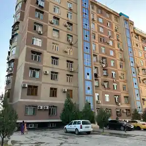 2-комн. квартира, 9 этаж, 70 м², Сино