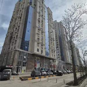 2-комн. квартира, 15 этаж, 71 м², Цирк