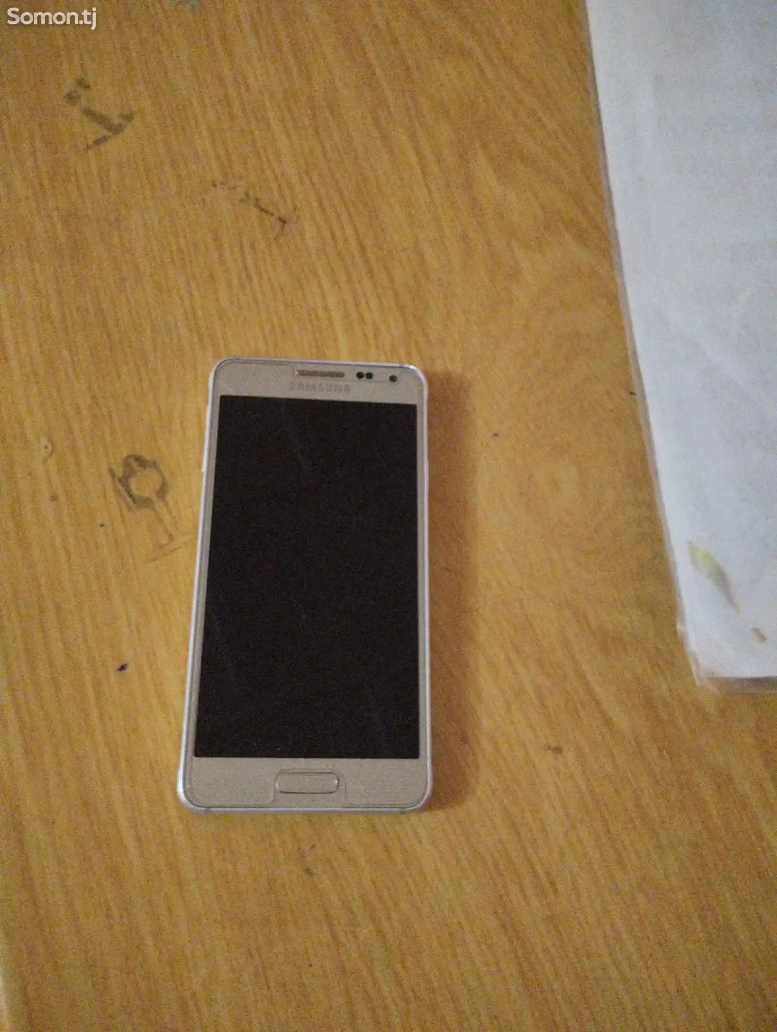 Samsung Galaxy Alpha GT850-1