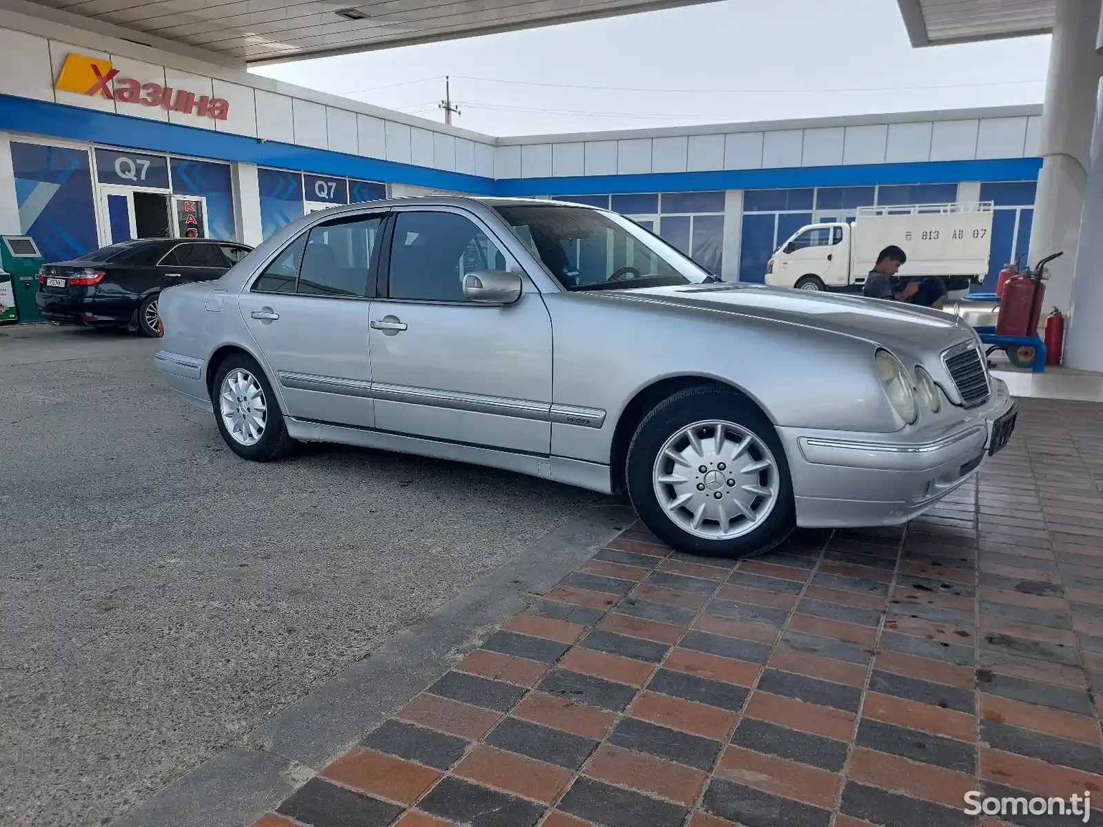 Mercedes-Benz E class, 2000-1