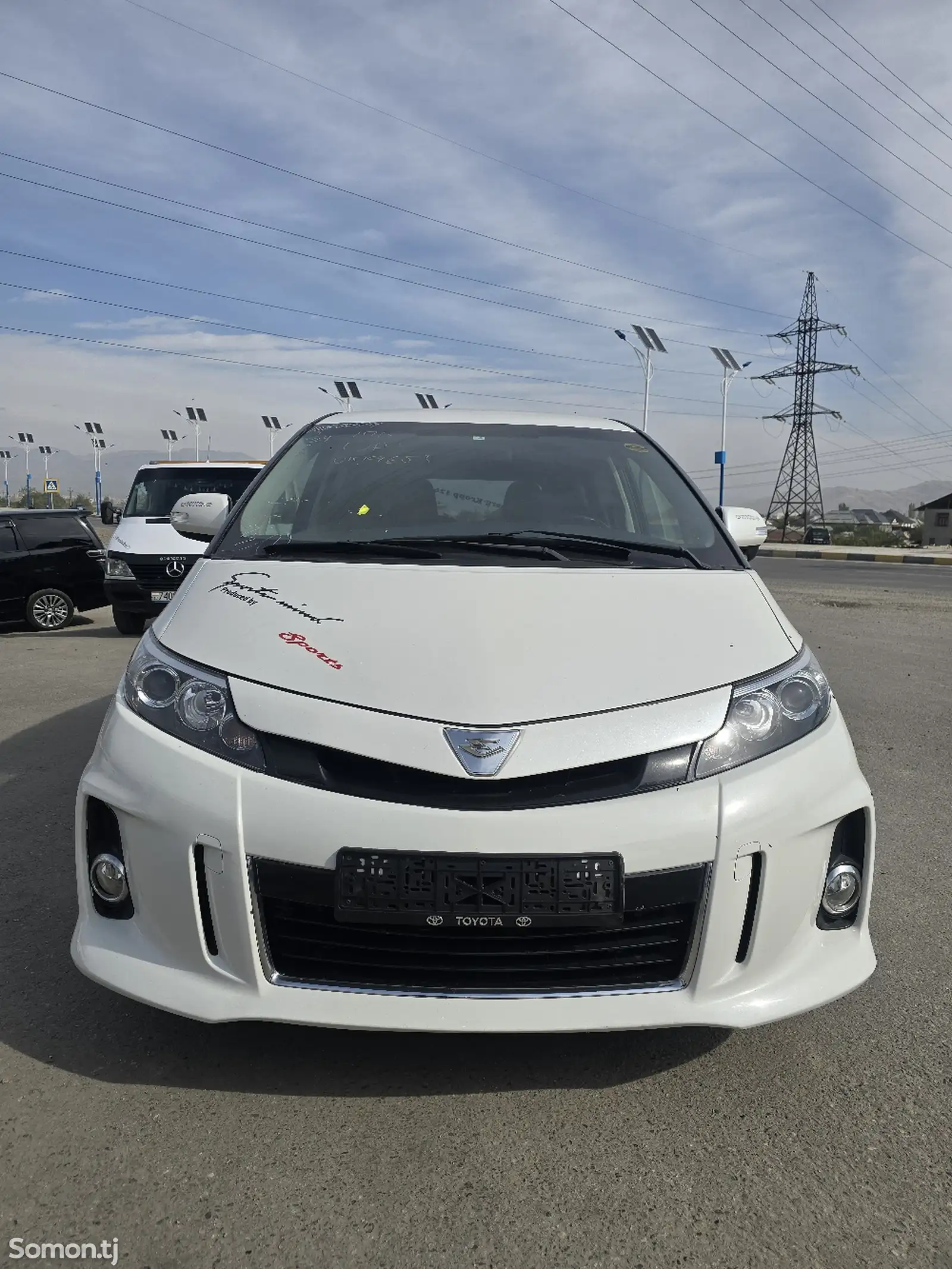 Toyota Estima, 2014-12