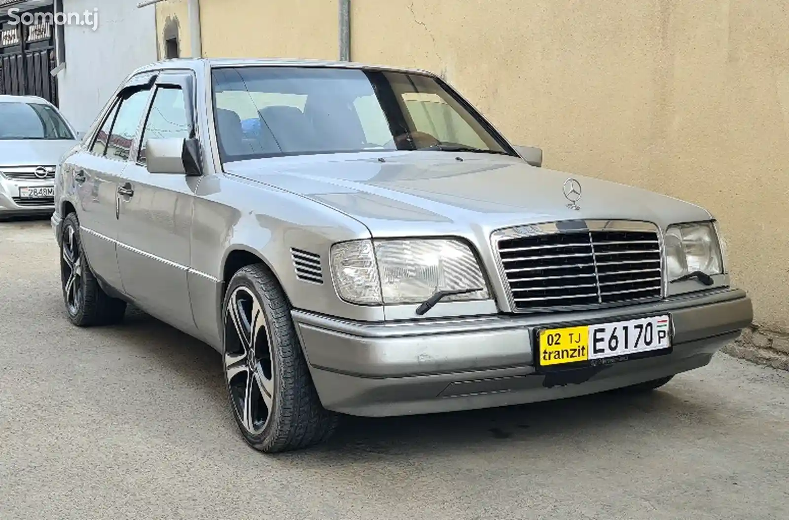 Mercedes-Benz W124, 1995-1