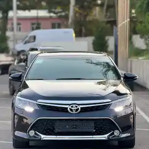 Toyota Camry, 2015