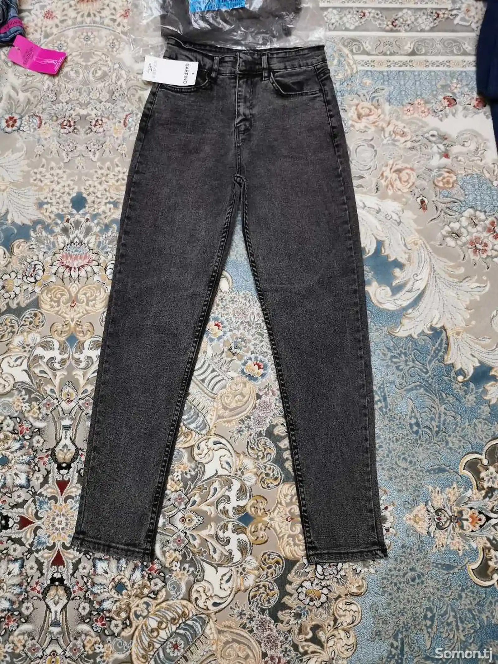 Женские джинсы-1