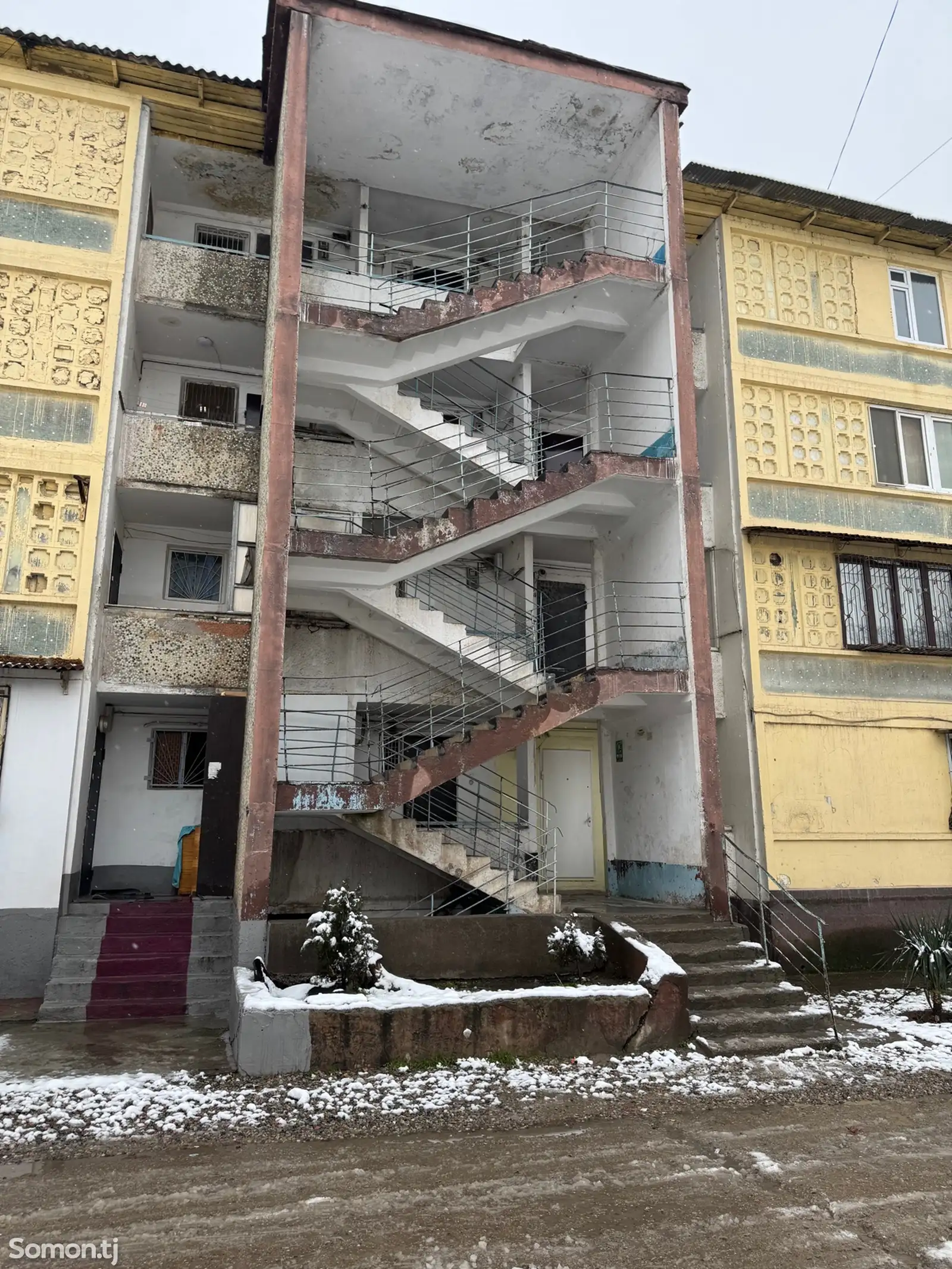 1-комн. квартира, 3 этаж, 28 м², Фирдавси-1