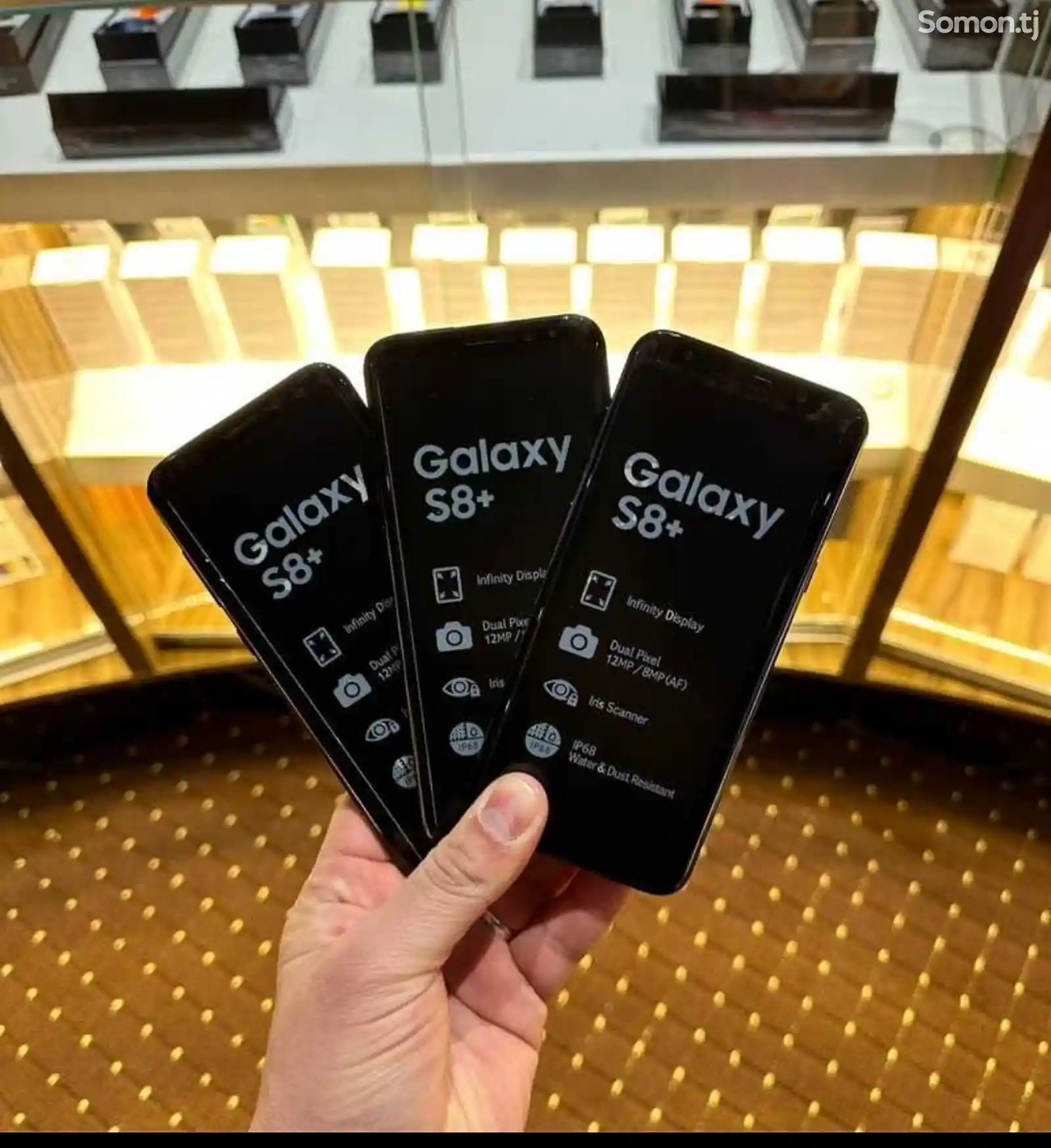 Samsung Galaxy S8+-4