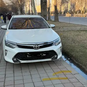 Toyota Camry, 2017