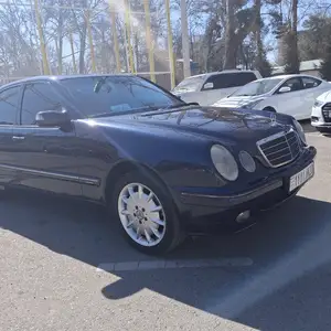 Mercedes-Benz Е class, 2001