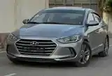 Hyundai Elantra, 2017-3