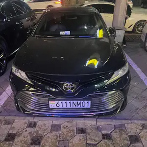 Toyota Camry, 2019