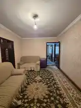 4-комн. квартира, 5 этаж, 80 м², 102мкр-2