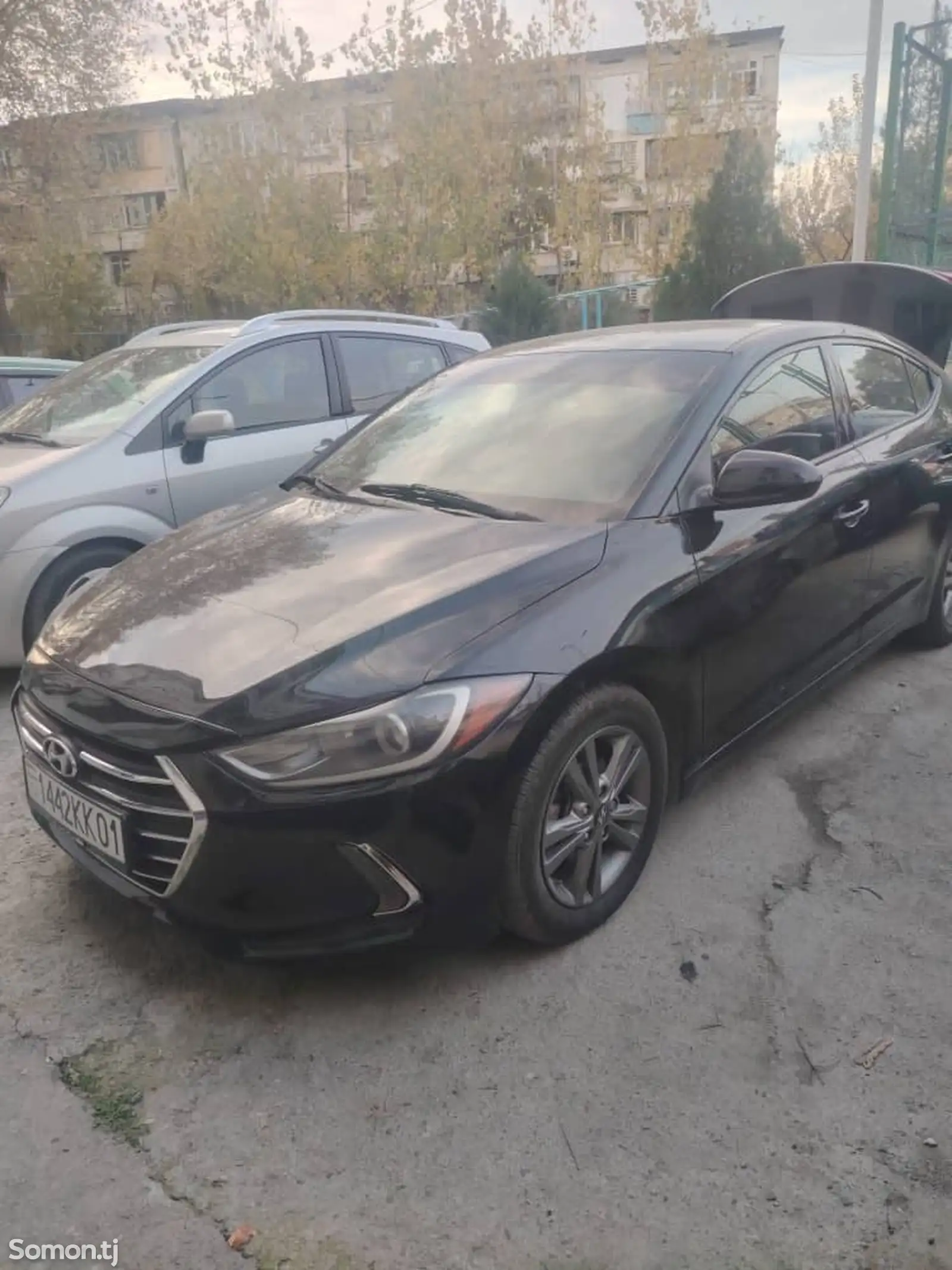 Hyundai Elantra, 2018-1