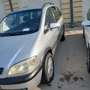 Opel Zafira, 1999