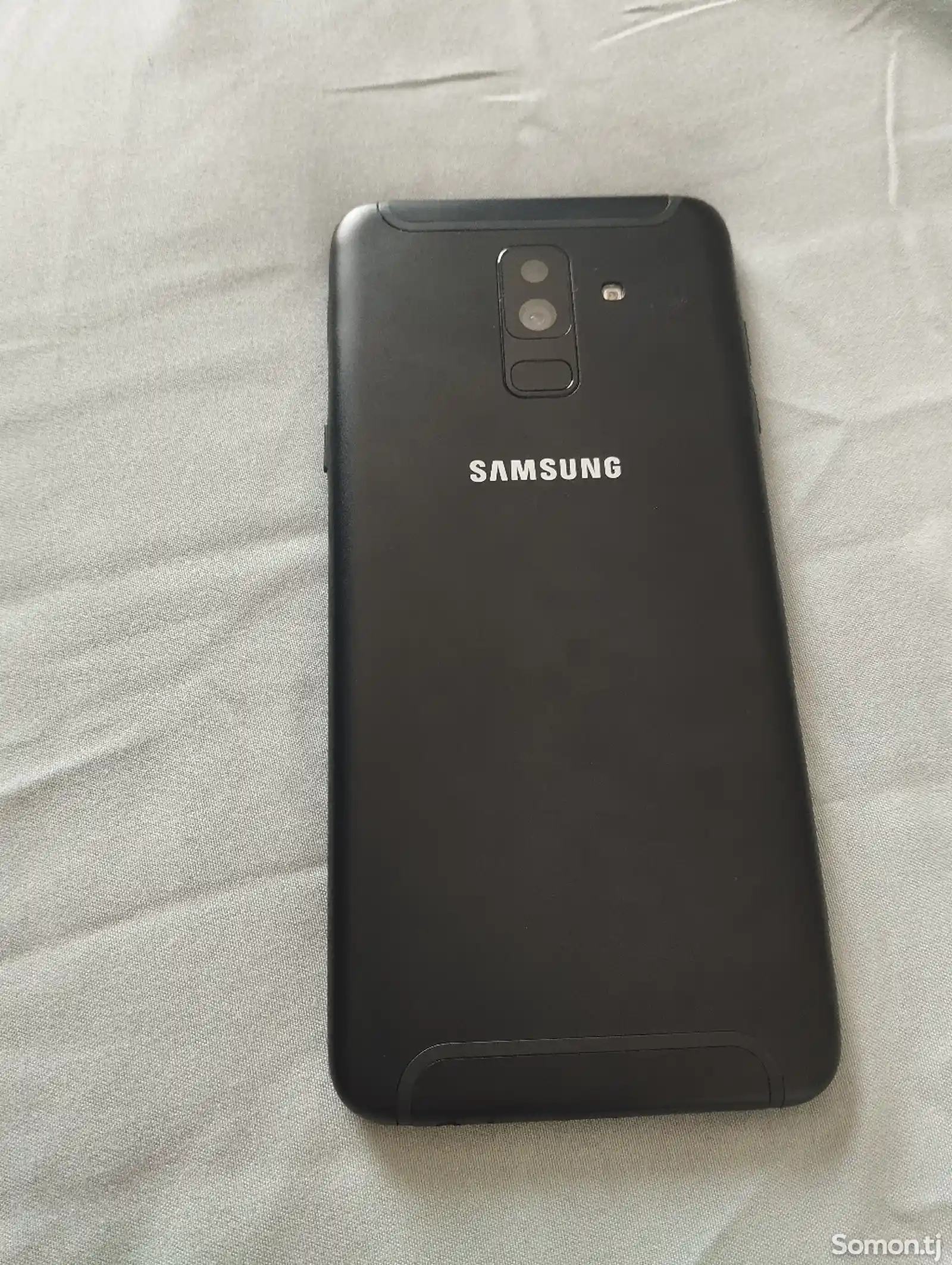 Samsung Galaxy a6 plus-1