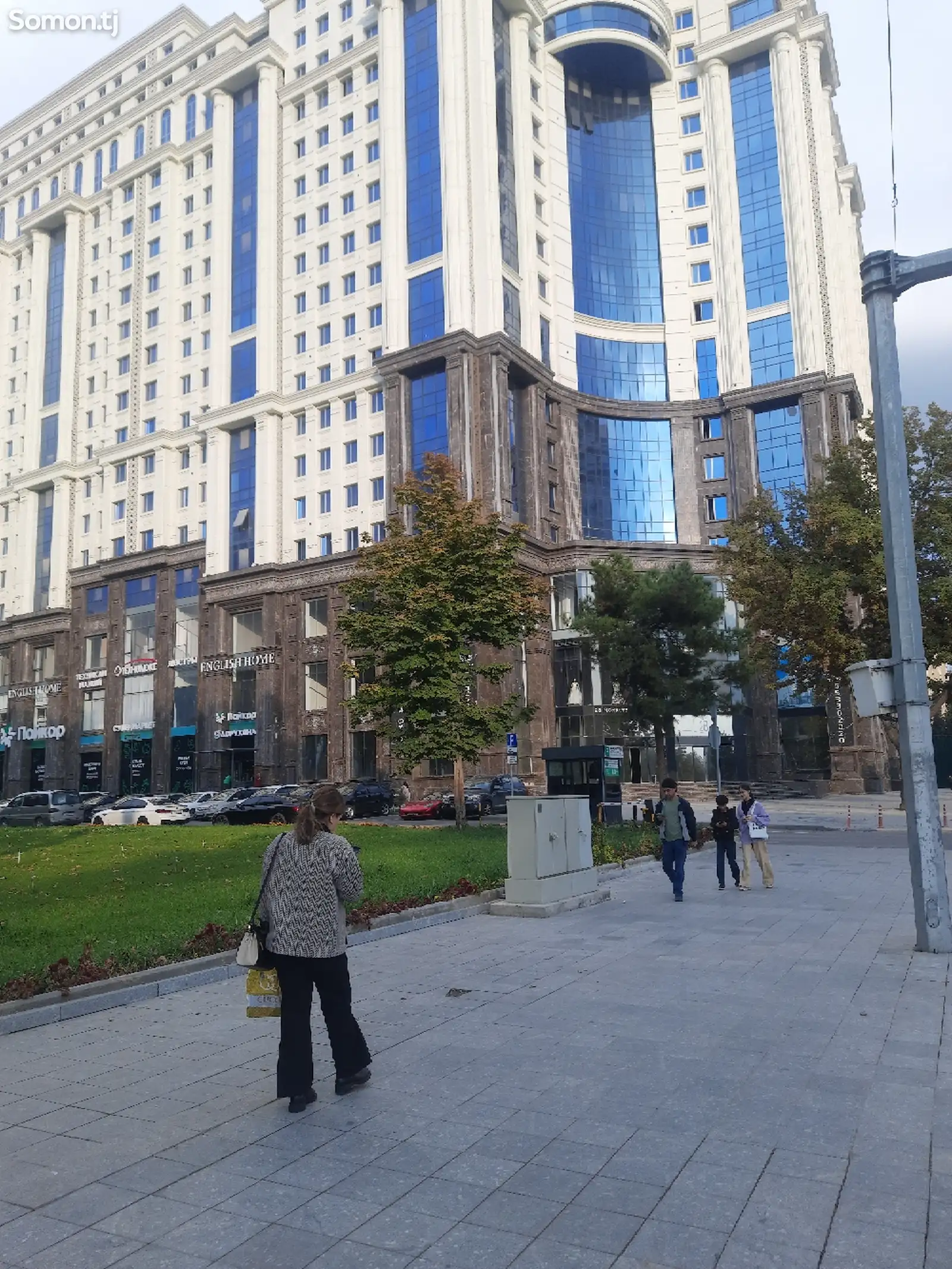 2-комн. квартира, 14 этаж, 93м², ЦУМ.-1