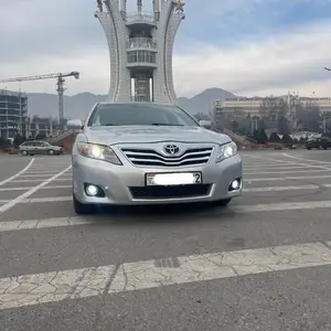 Toyota Camry, 2011