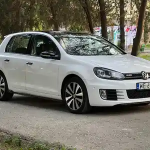 Volkswagen Golf, 2010