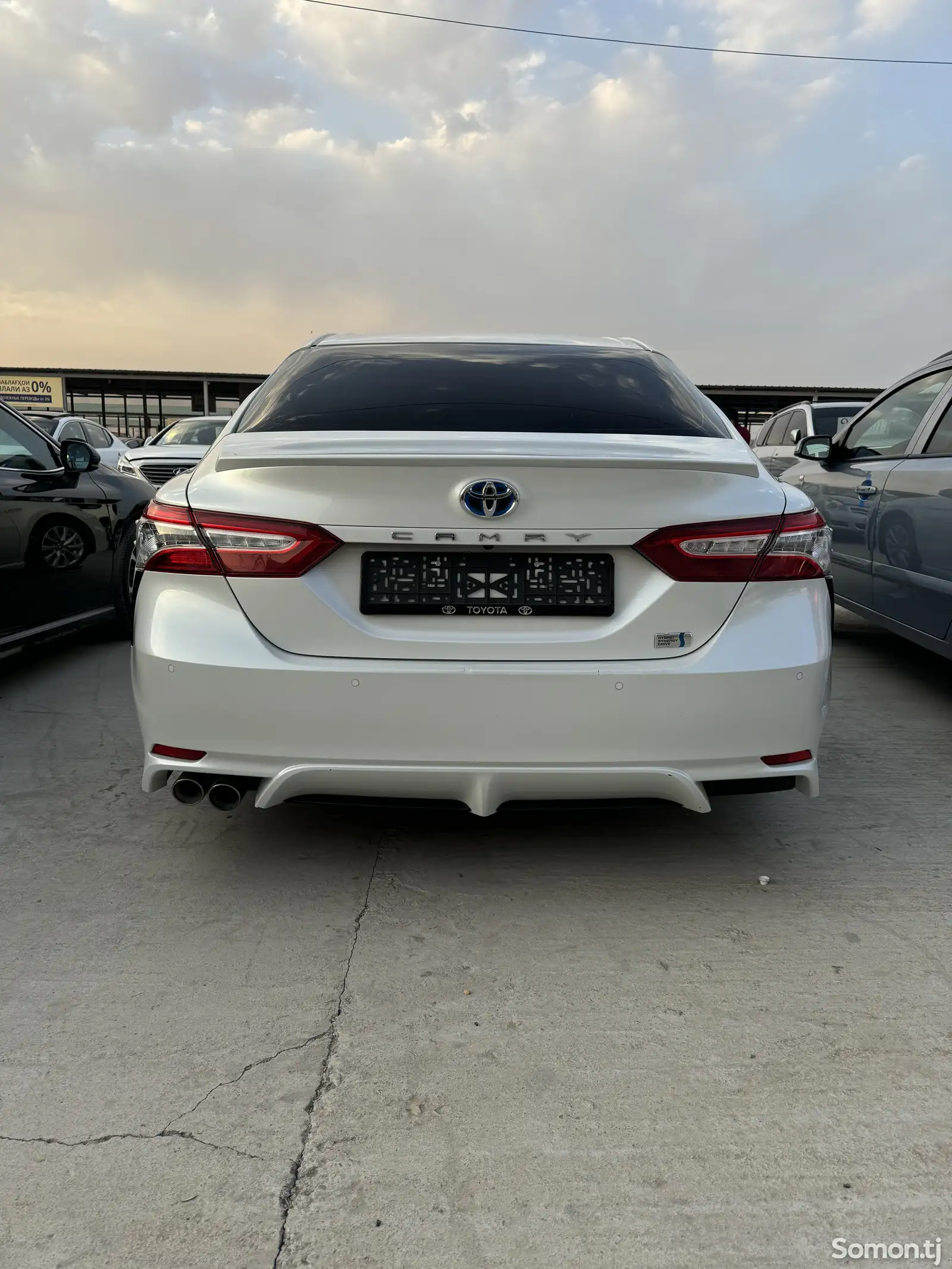 Toyota Camry, 2019-1