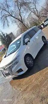 Nissan Elgrand, 2014-2